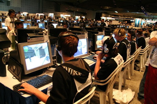 依然让年过 依然让年过