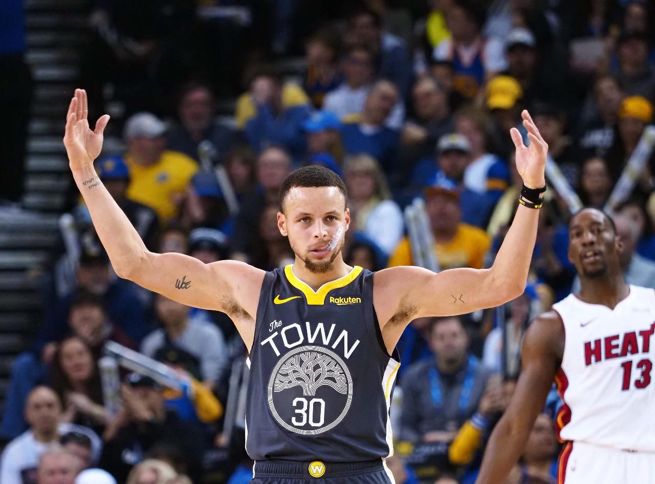 和个人球员 和个人球员